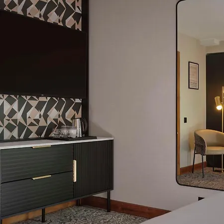 Doubletree By Hilton 4*