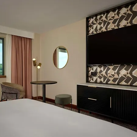 Doubletree By Hilton