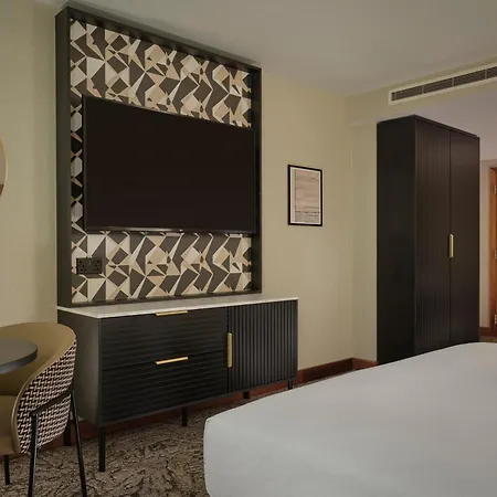Doubletree By Hilton שפילד