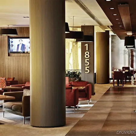 Doubletree By Hilton מלון 4*