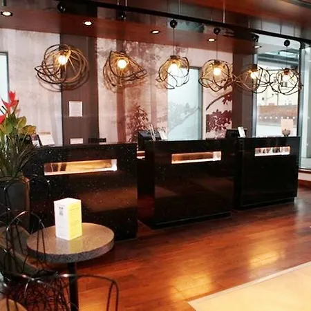 Doubletree By Hilton מלון 4*