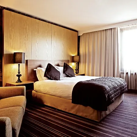 Doubletree By Hilton מלון