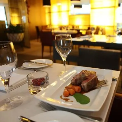 Doubletree By Hilton שפילד