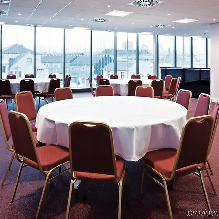 Doubletree By Hilton מלון שפילד
